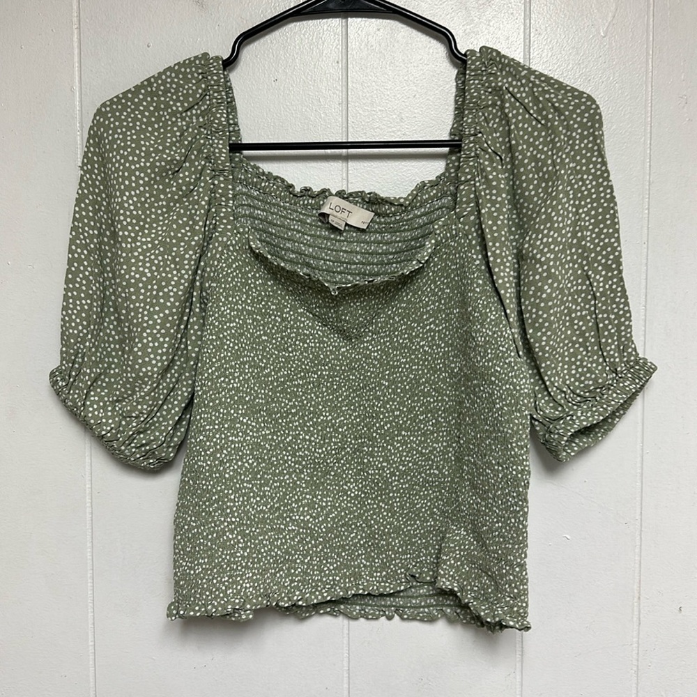 Loft Sage Polka dot Puffed Sleeve Smocked Off The Shoulder Top Size Petite SP